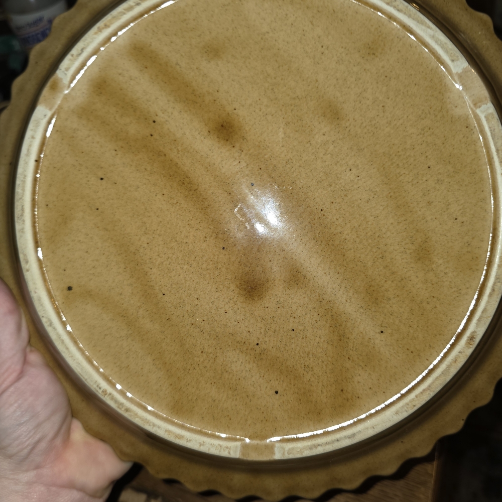 Cream and Brown Southern Pecan Pie Serving Set - Picture 4 of 6